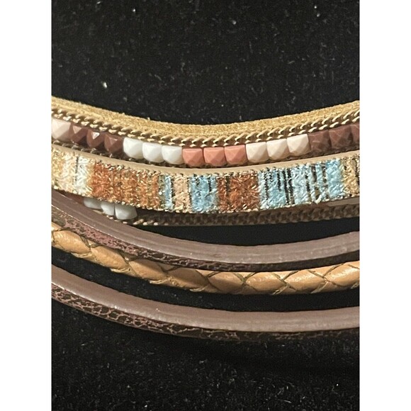 Fashion Multi-layer Leather Crystal Wrap Bracelets with Magnetic Buckle - Picture 4 of 11